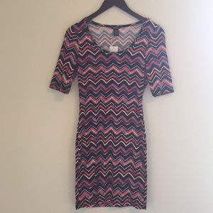 Medium chevron dress